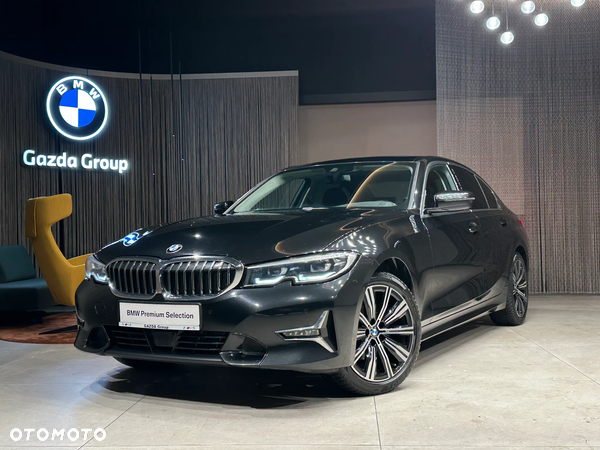 BMW Seria 3 320d xDrive Luxury Line