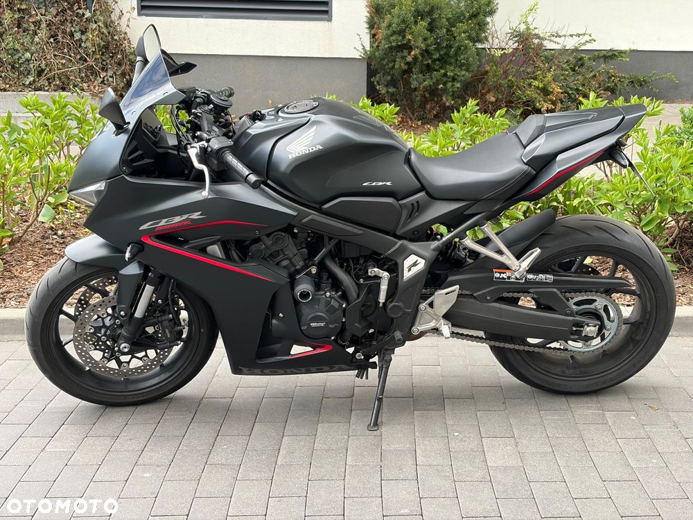 Honda CBR - 12