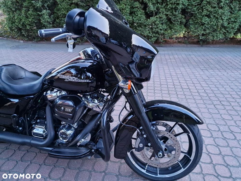 Harley-Davidson Touring Street Glide - 6