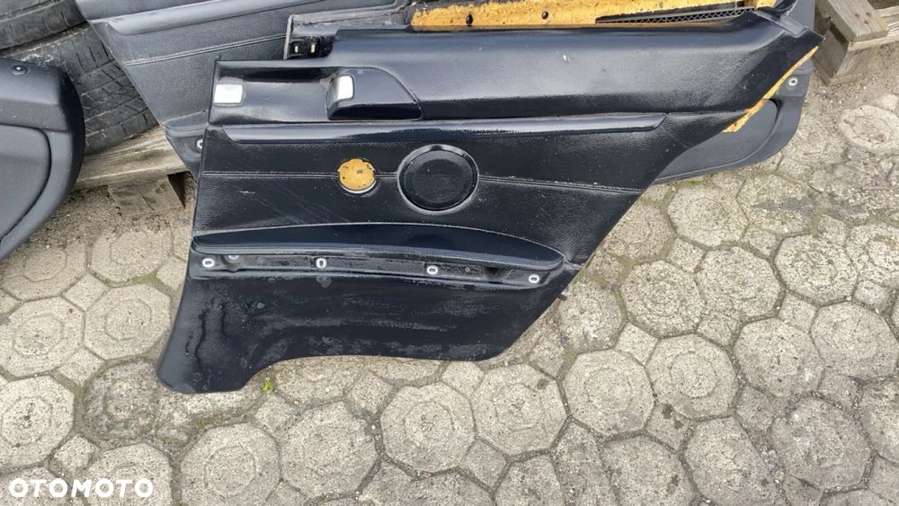 TAPICERKA PRAWY TYŁ BMW E92 E93 - 1
