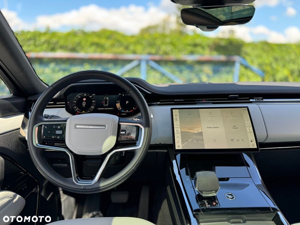 Land Rover Range Rover Sport - 25