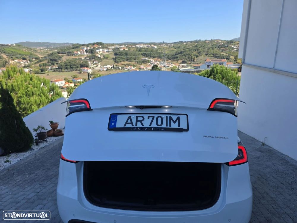 Tesla Model Y Long Range Tração Integral - 35