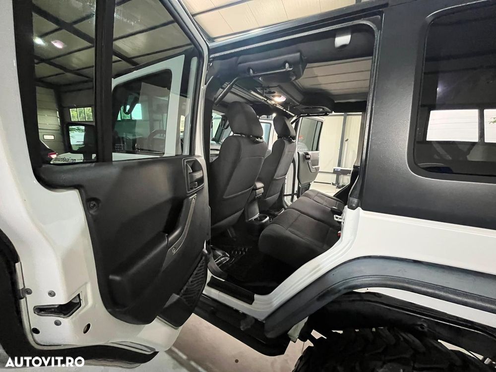 Jeep Wrangler Unlimited 3.6 Automatik Rubicon - 13