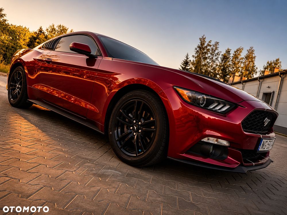 Ford Mustang - 5