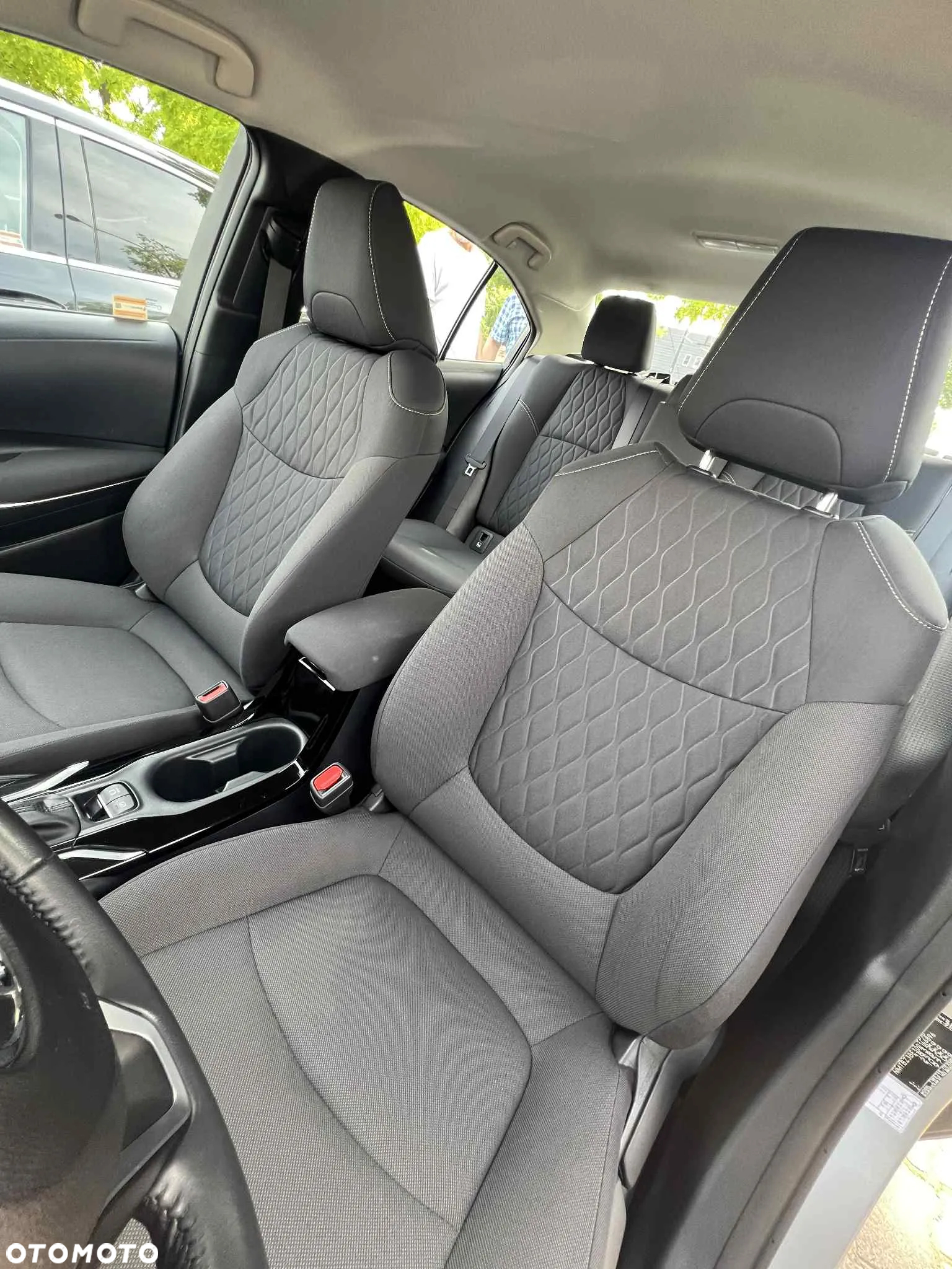 Toyota Corolla - 16