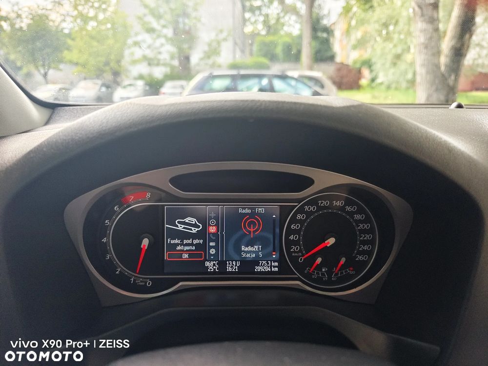 Ford Mondeo 2.5 Ghia X - 19