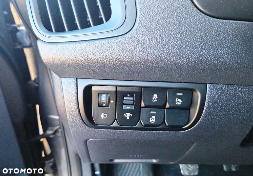 Kia Rio - 19