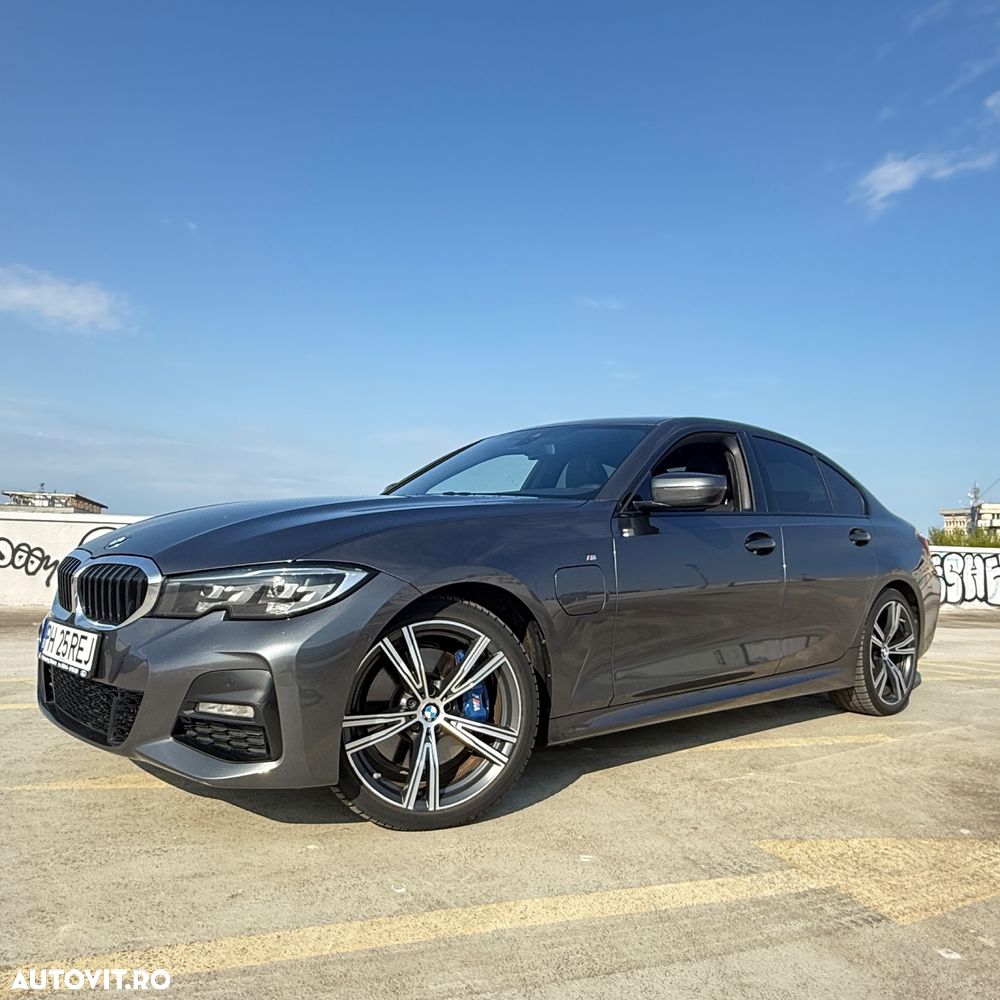BMW Seria 3 330e Aut. M Sport - 2