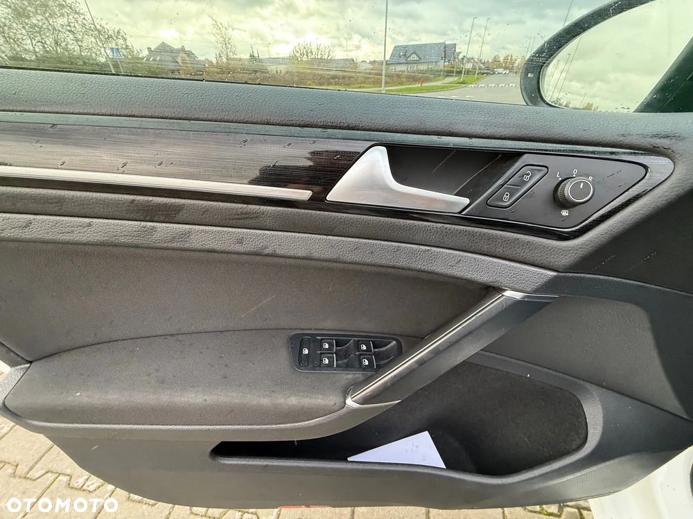 Volkswagen Golf VII 1.6 TDI BMT Highline DSG - 16