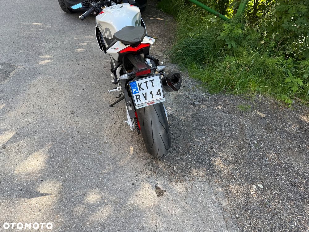 Aprilia Tuono - 15