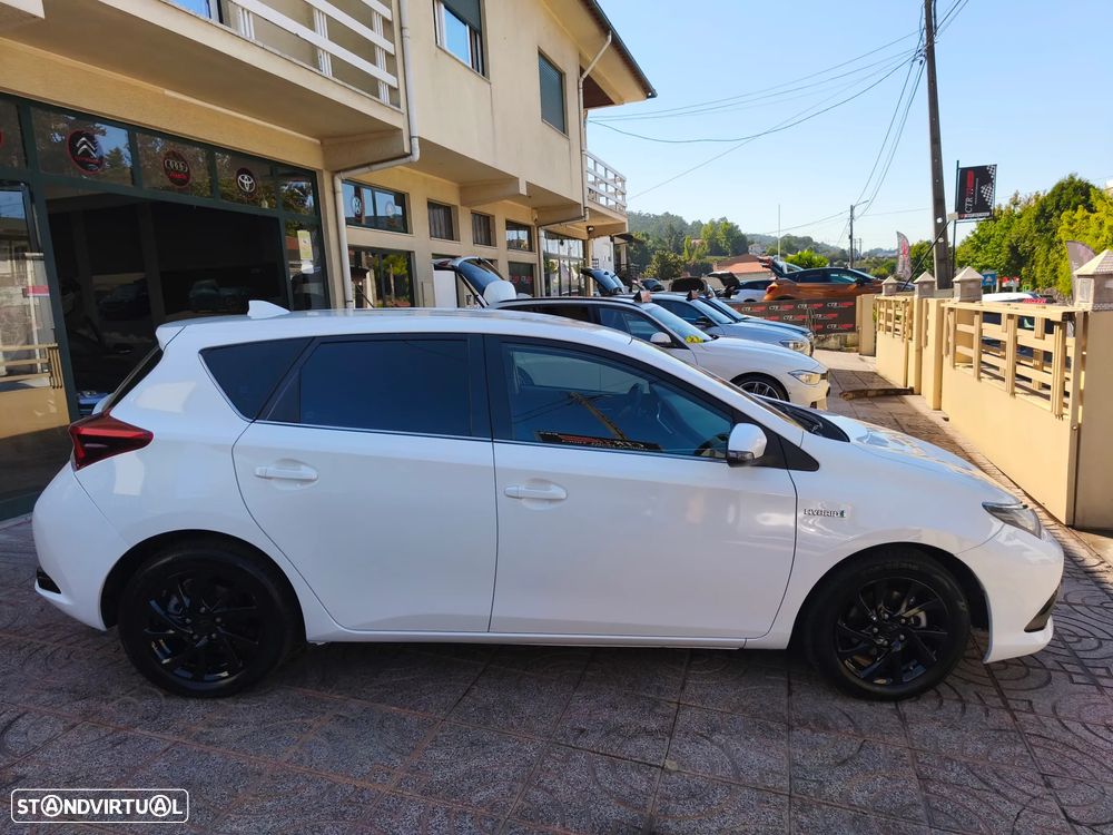 Toyota Auris 1.8 HSD Comfort+J17 - 6