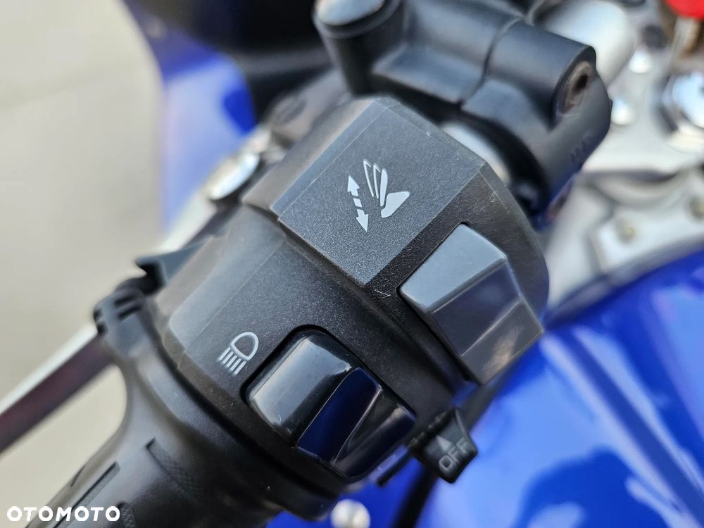 Yamaha FJR - 29
