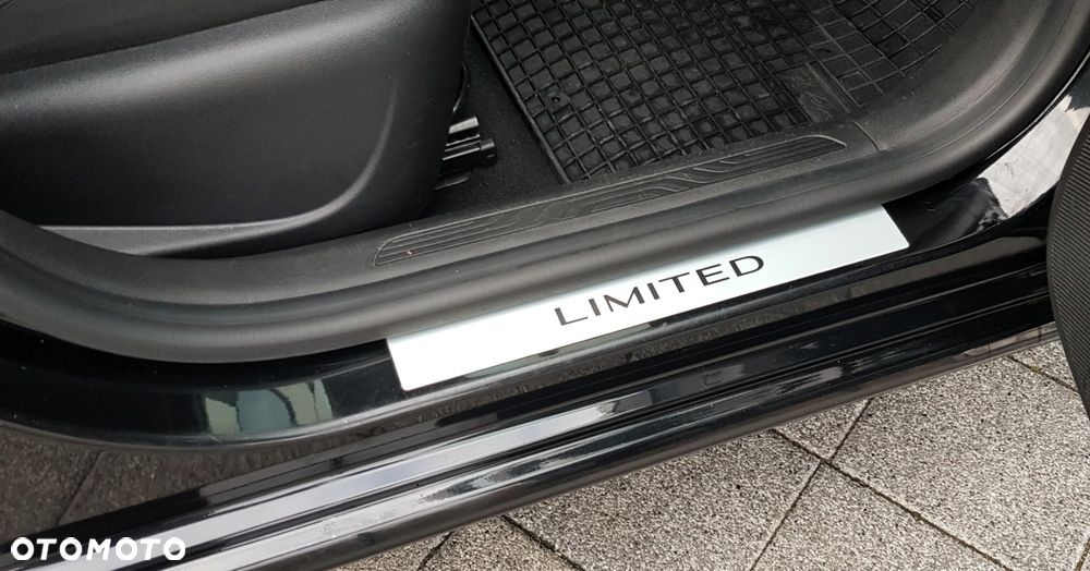 Renault Megane BLUE dCi 115 EDC LIMITED - 11