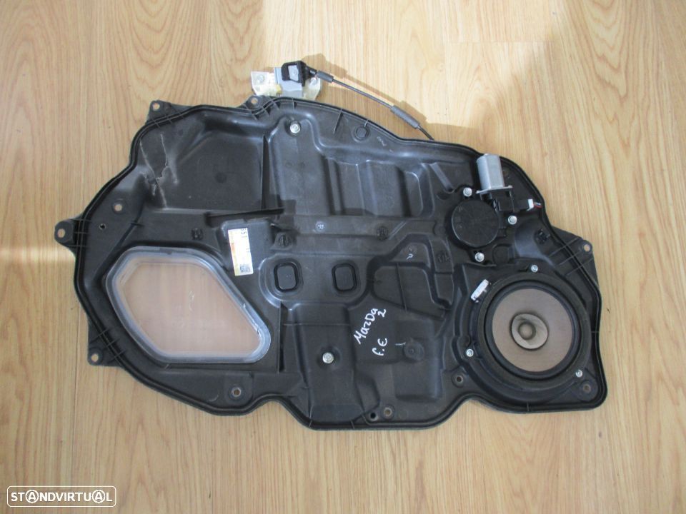 Elevador vidro electrico Mazda 2 frente esquerdo - 1