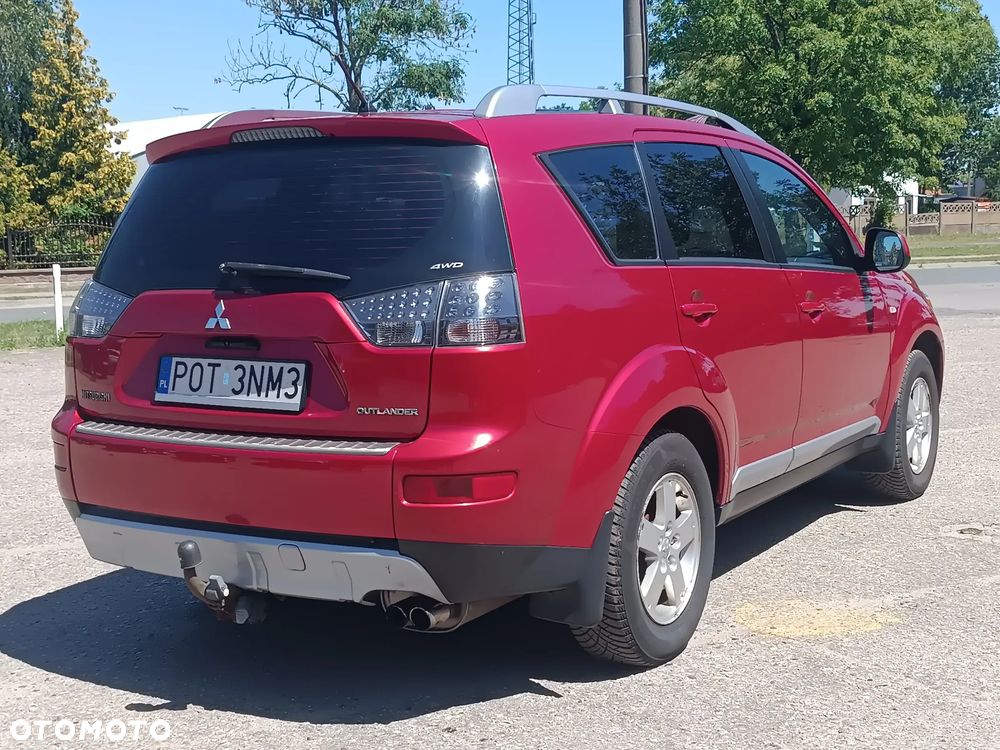 Mitsubishi Outlander 2.0 DI-D 4WD Instyle - 8
