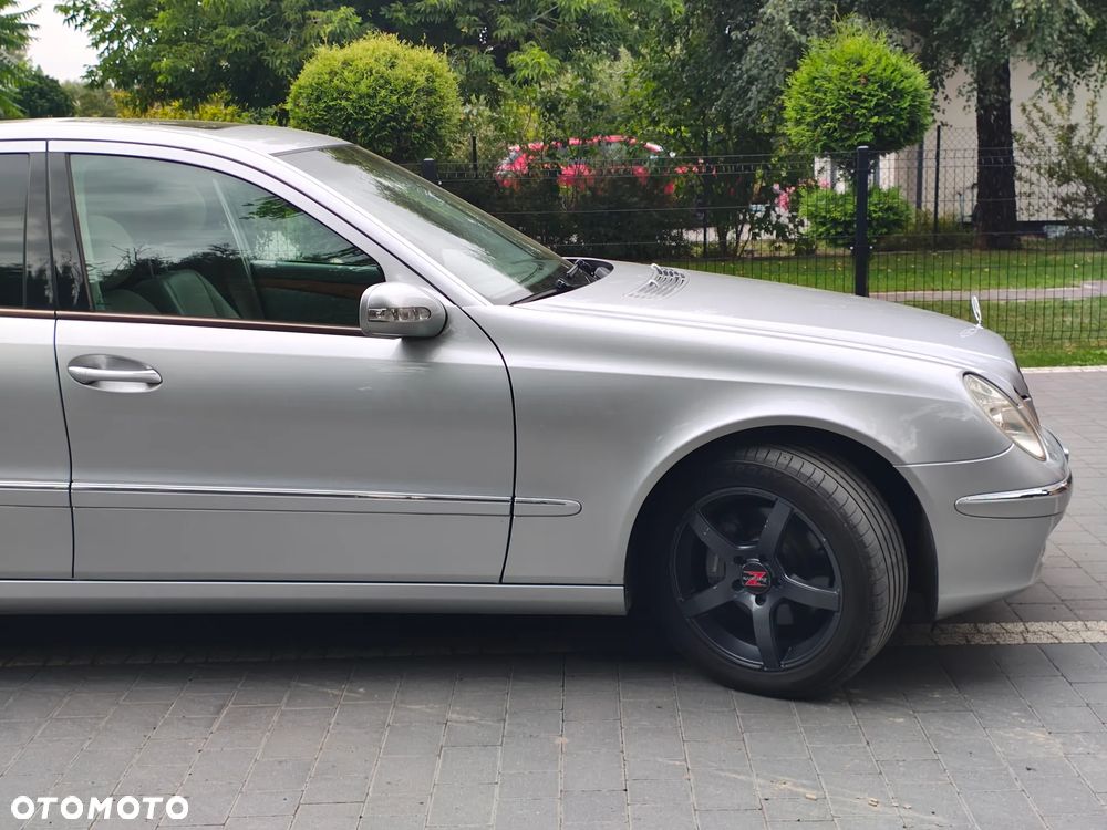 Mercedes-Benz Klasa E 500 Avantgarde - 11