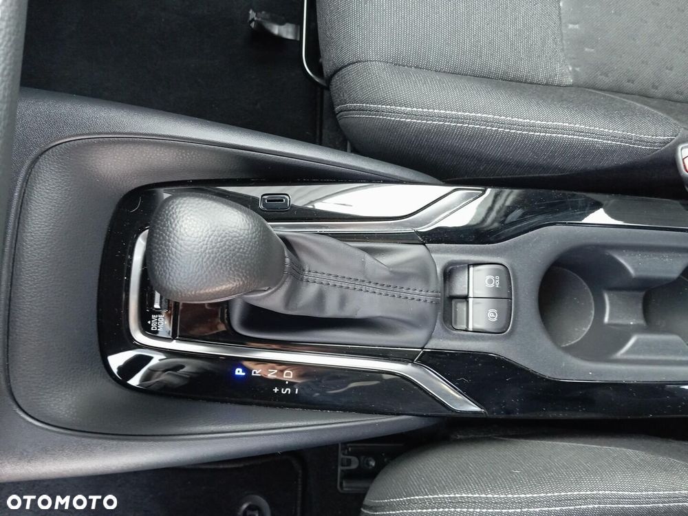 Toyota Corolla 2.0 Hybrid Comfort - 17