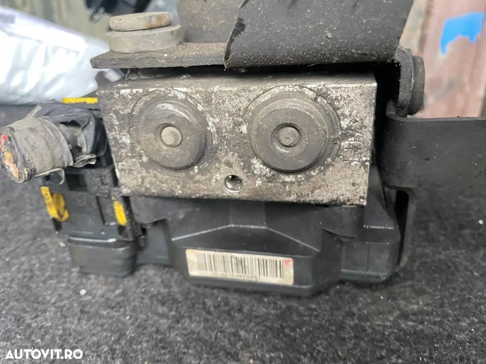 POMPĂ modul ABS HYUNDAI TUCSON / KIA MOTORS SPORTAGE cod 58920-2E500 BH60133440 - 3