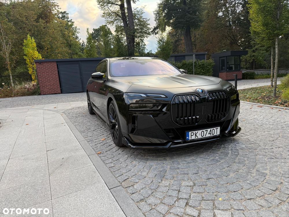 BMW Seria 7 2025 photo 5