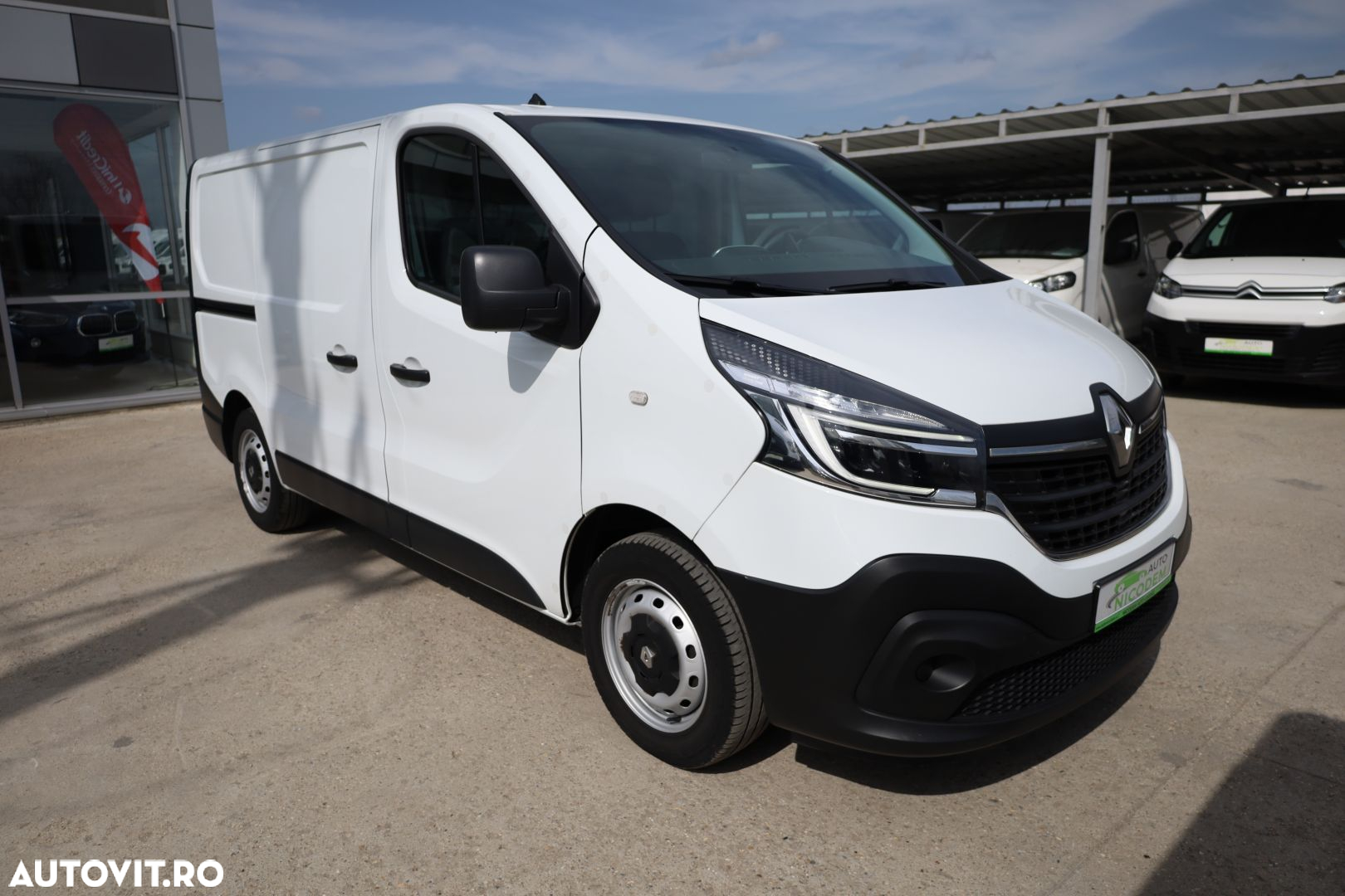 Renault Trafic - 9