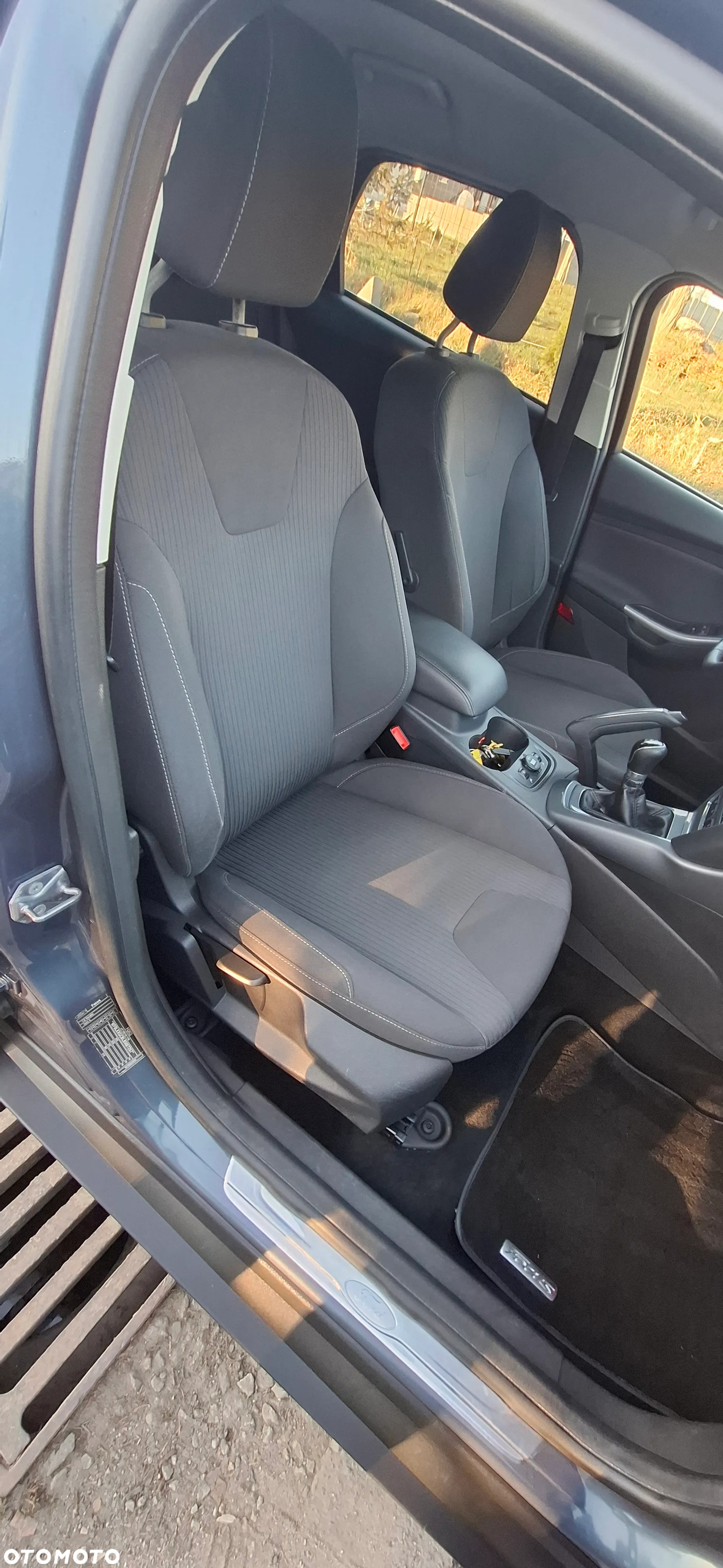 Ford Focus 1.6 Titanium - 27