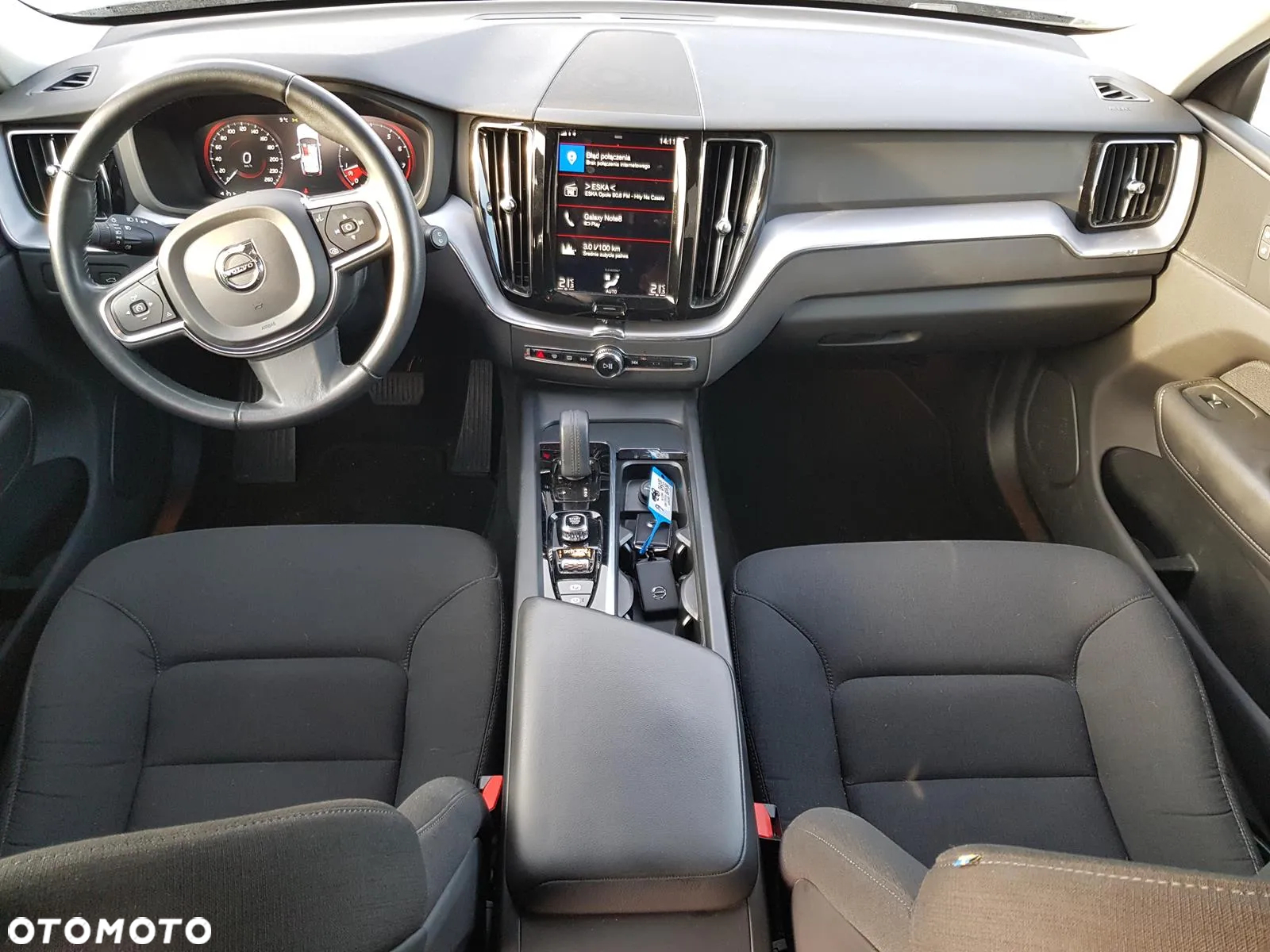 Volvo XC 60 B5 B AWD Geartronic Momentum Pro - 14