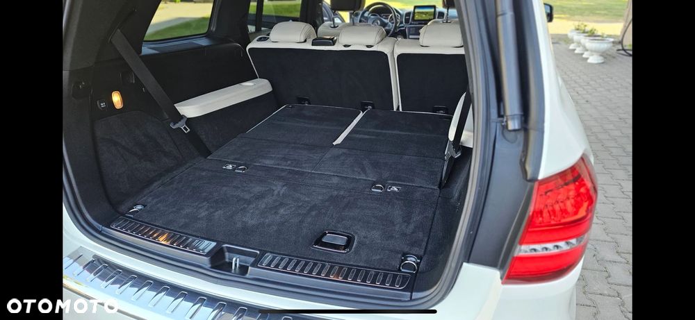 Mercedes-Benz GLS 500 4Matic 9G-TRONIC AMG Line - 13