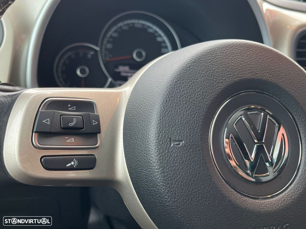 VW New Beetle - 28