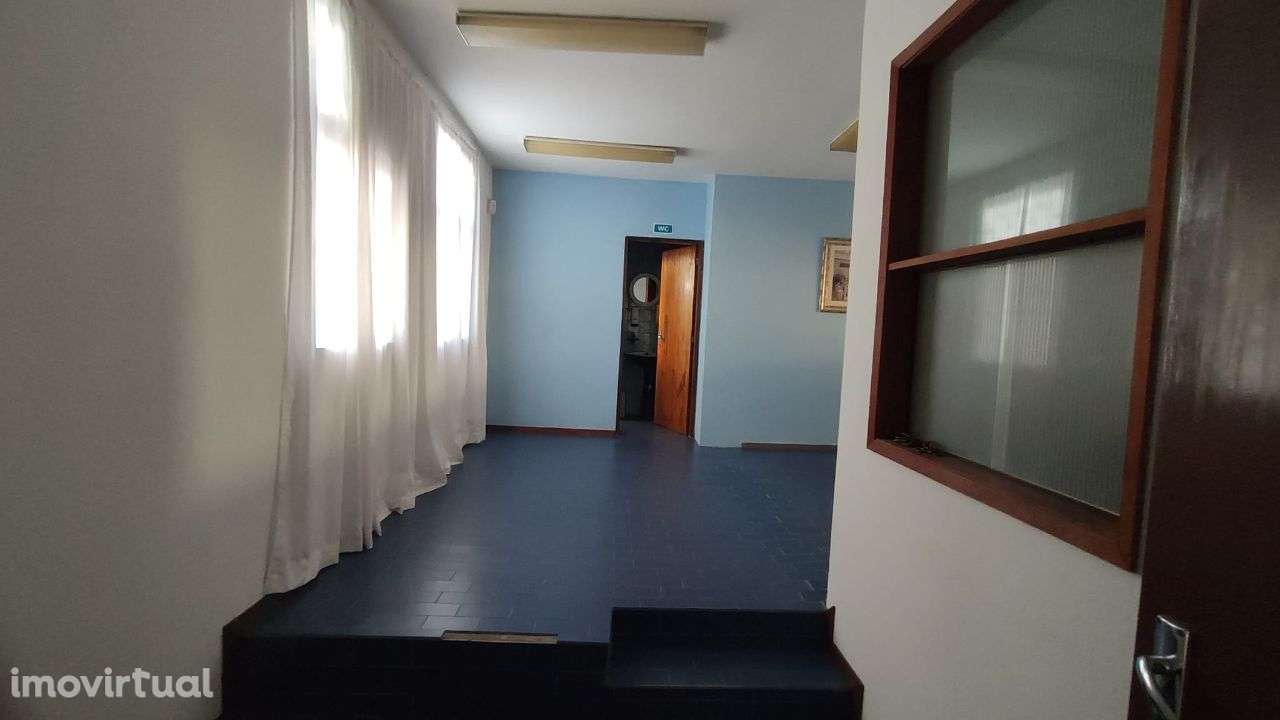 Armazém industrial em Fafe - Grande imagem: 3/17