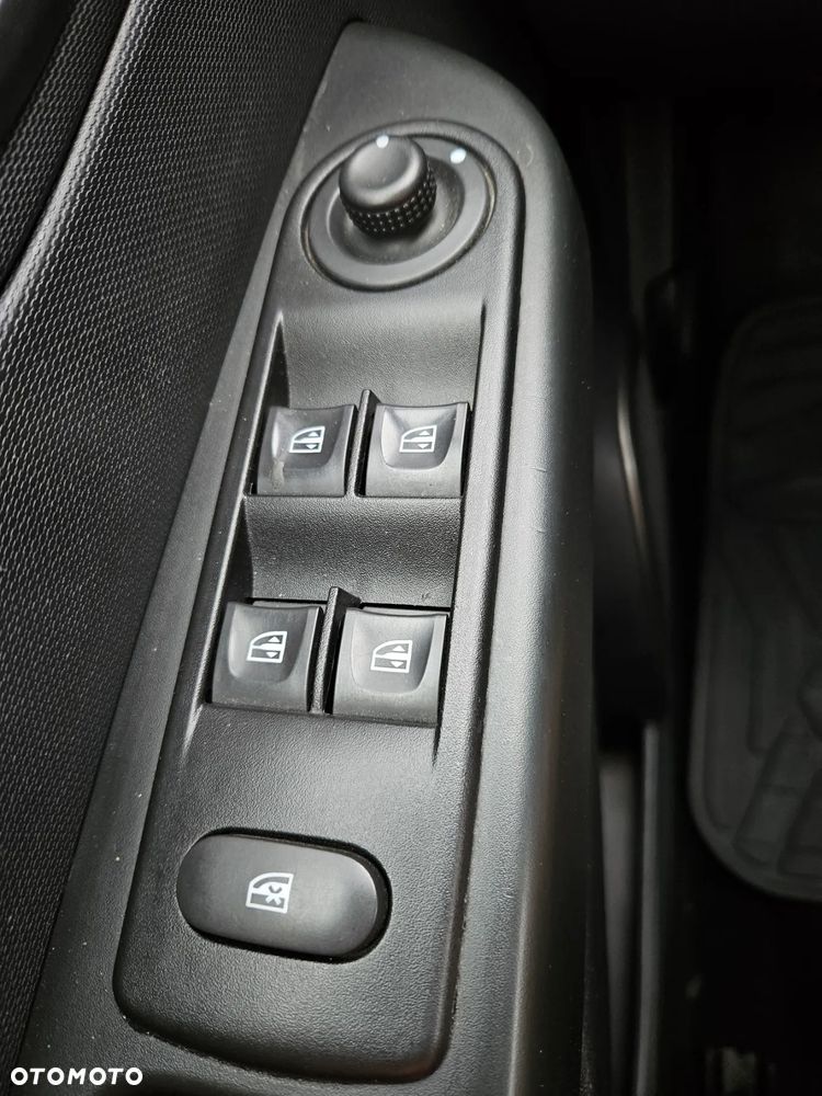 Renault Captur 1.5 dCi Limited - 19