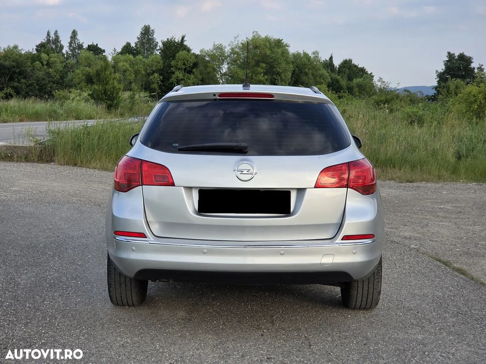 Opel Astra 1.6 CDTI ECOTEC Start/Stop Dynamic - 9