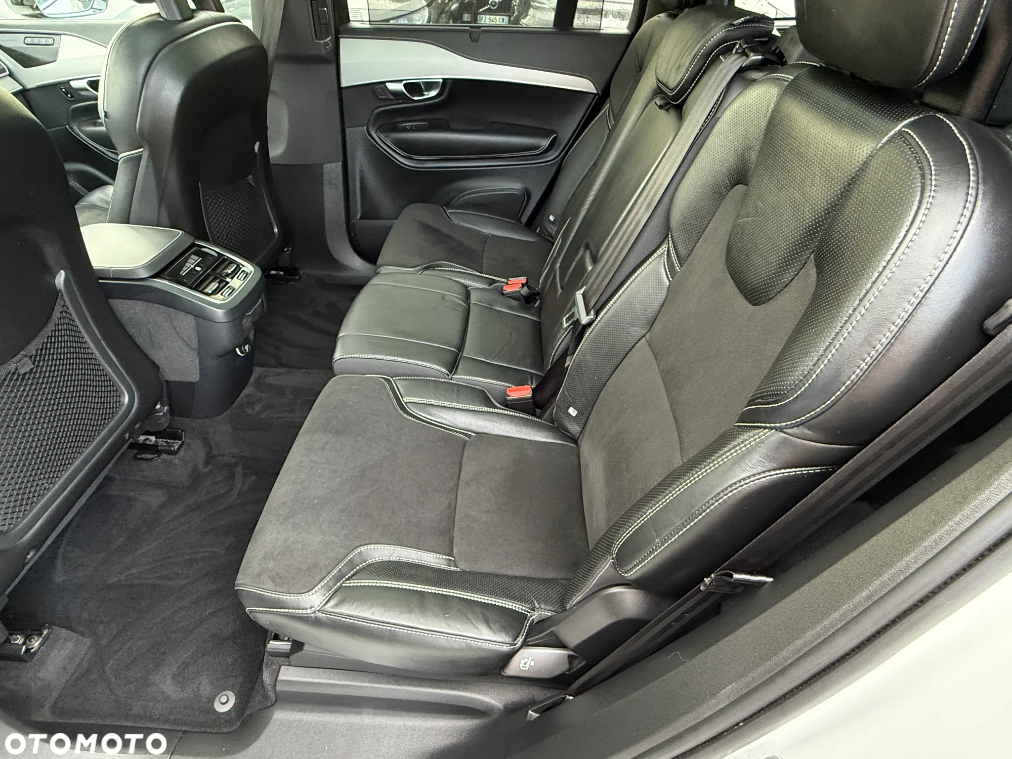 Volvo XC 90 B5 D AWD Geartronic RDesign - 31