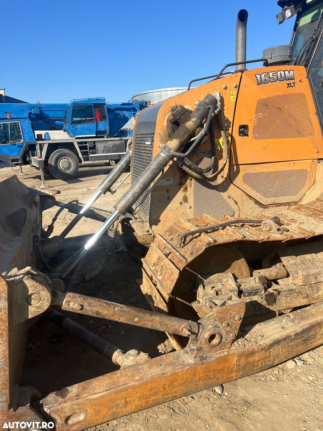 Case 1650M XLT - 12