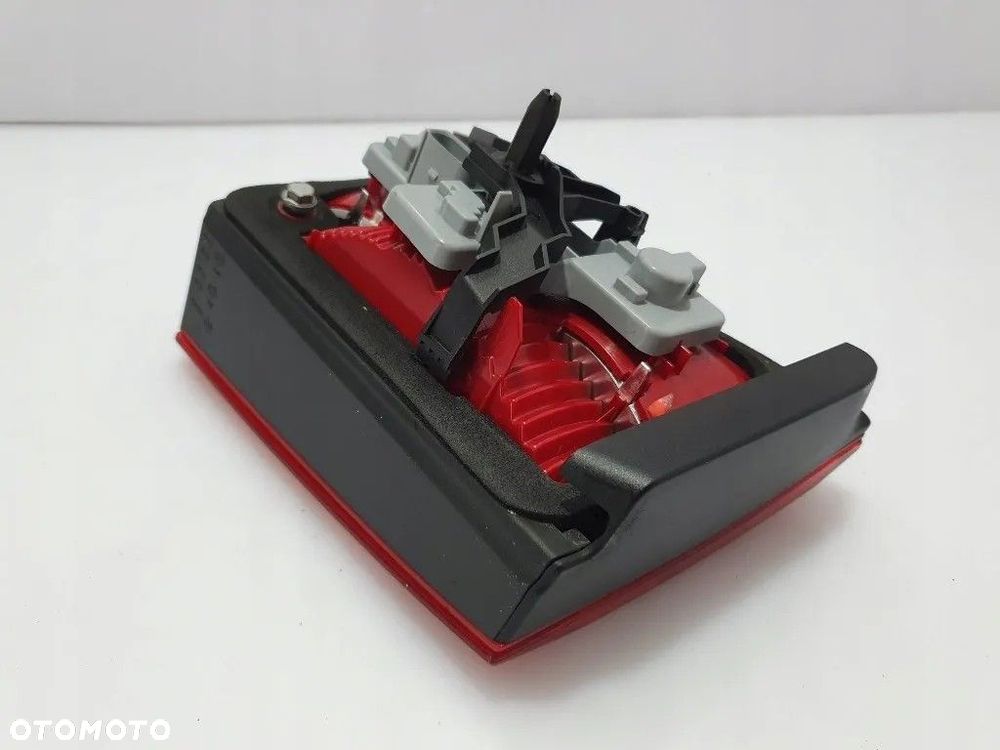 AUDI A6 C7 AVANT KOMBI LAMPA LEWA TYLNA LEWY TYŁ W KLAPĘ BŁOTNIK SUPER STAN - 10
