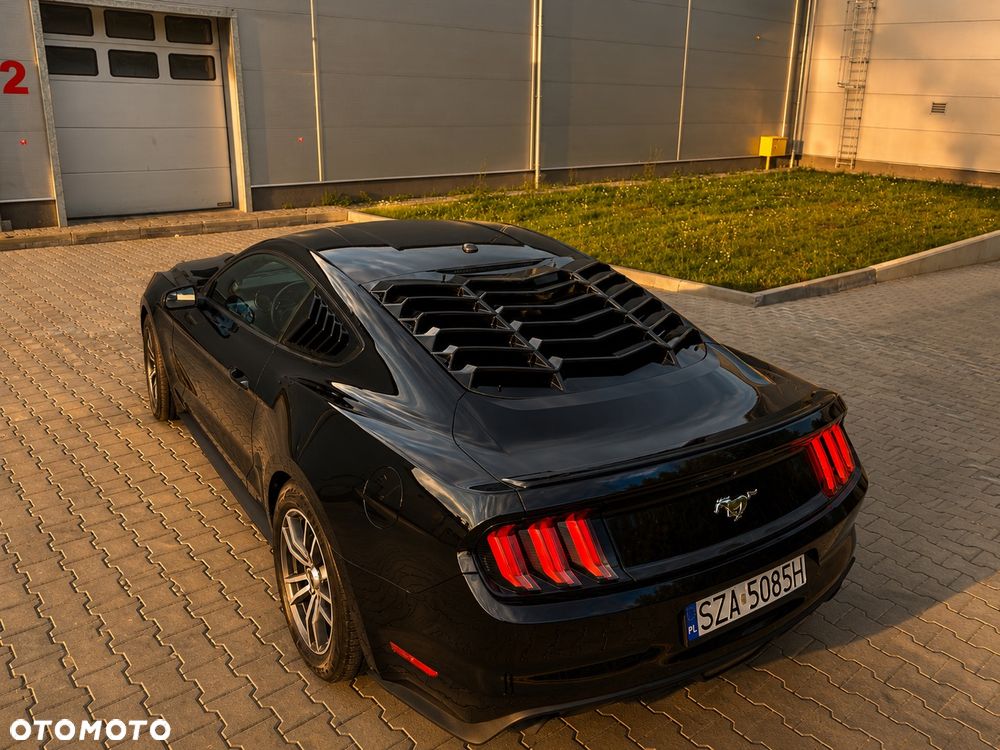 Ford Mustang - 19