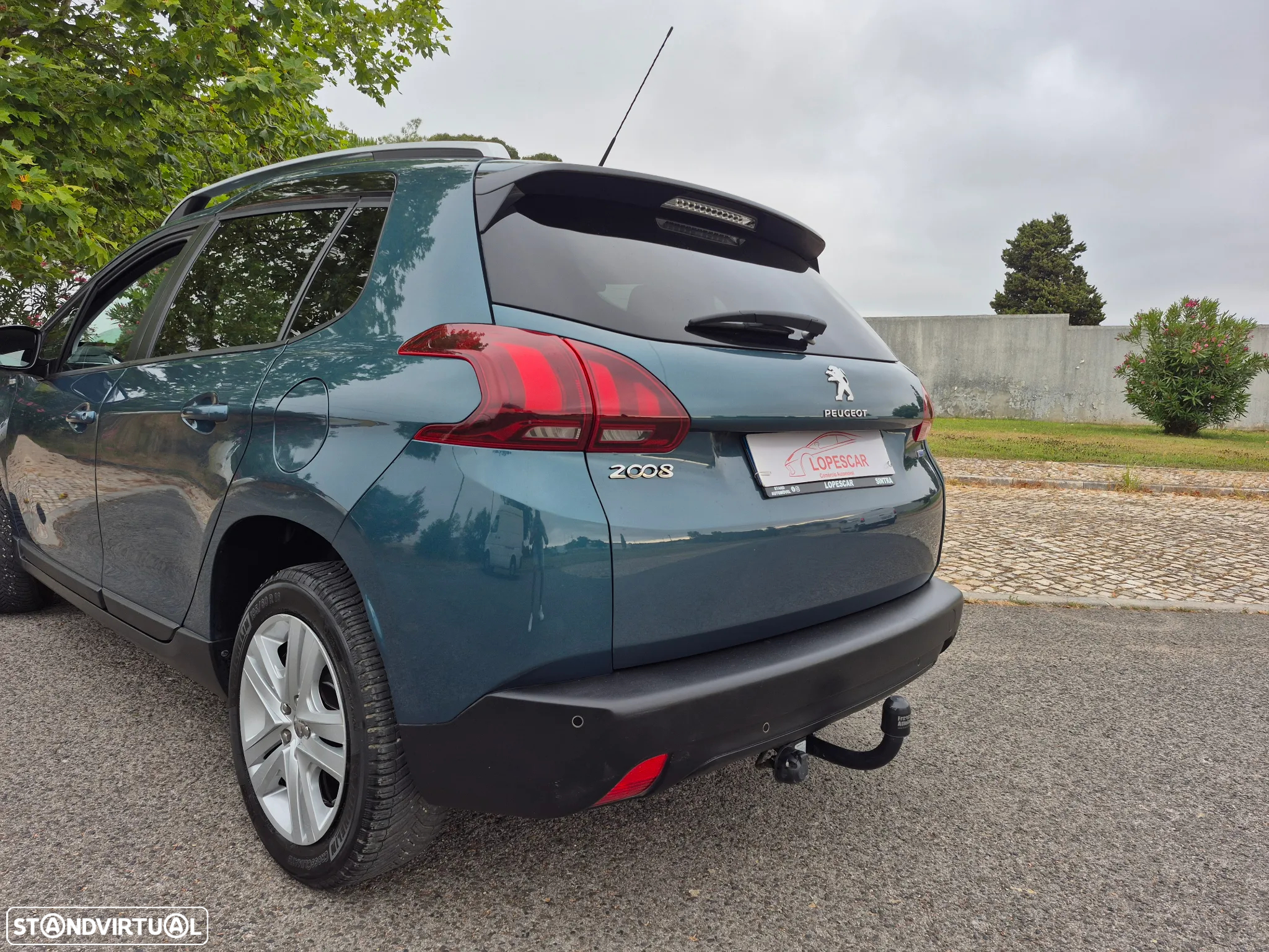 Peugeot 2008 1.2 PureTech Style - 8