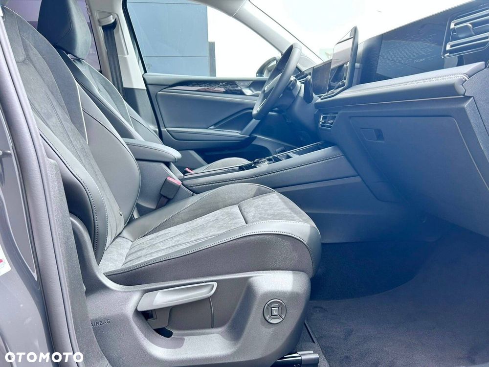 Volkswagen Tiguan - 12
