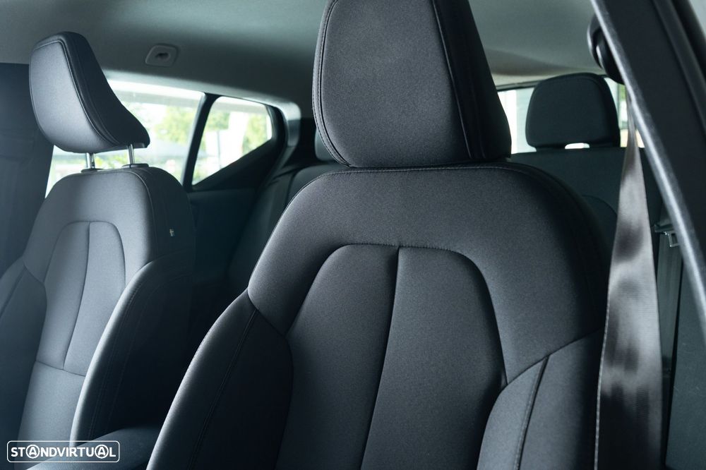 Volvo XC 40 1.5 T4 PHEV Essential - 9