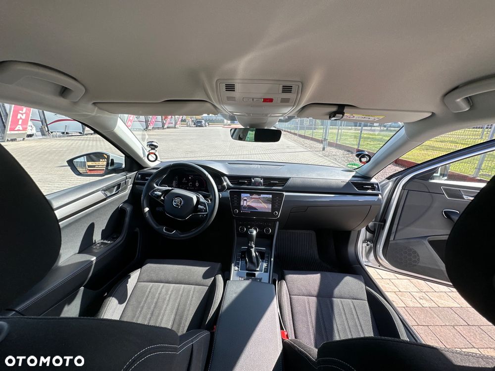 Skoda Superb 2.0 TDI Style DSG7 - 18