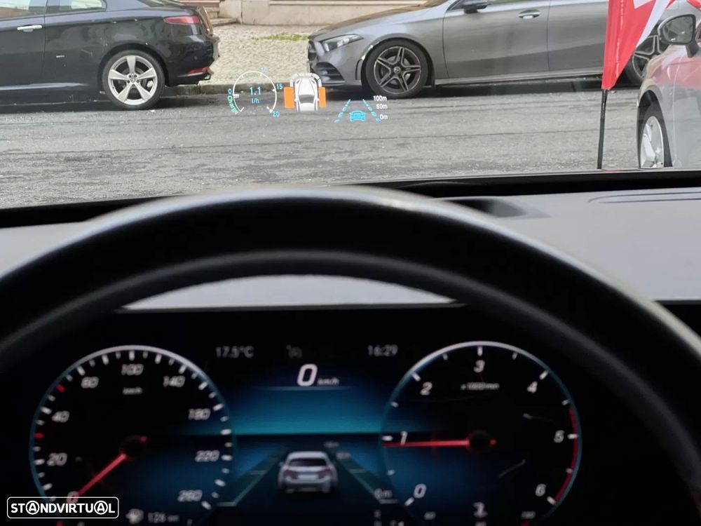 Mercedes-Benz A 180 d 7G-DCT AMG Line - 38