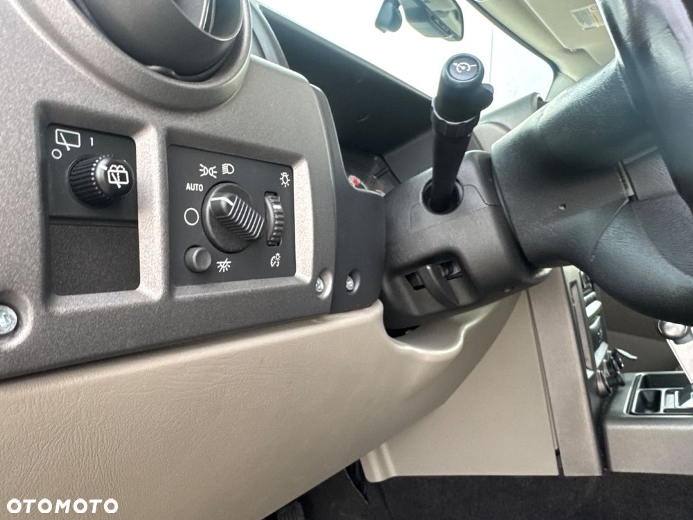 Hummer H2 - 16