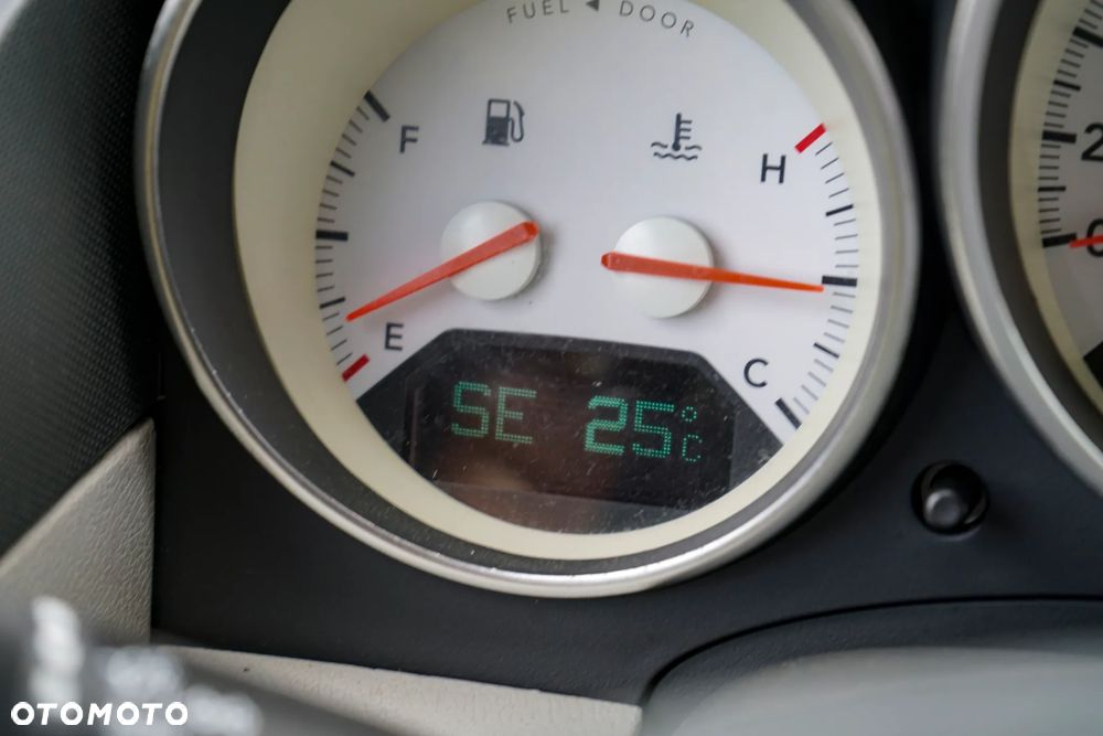 Dodge Caliber 1.8 SXT - 29
