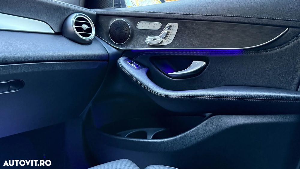 Mercedes-Benz GLC 300 4MATIC MHEV - 13