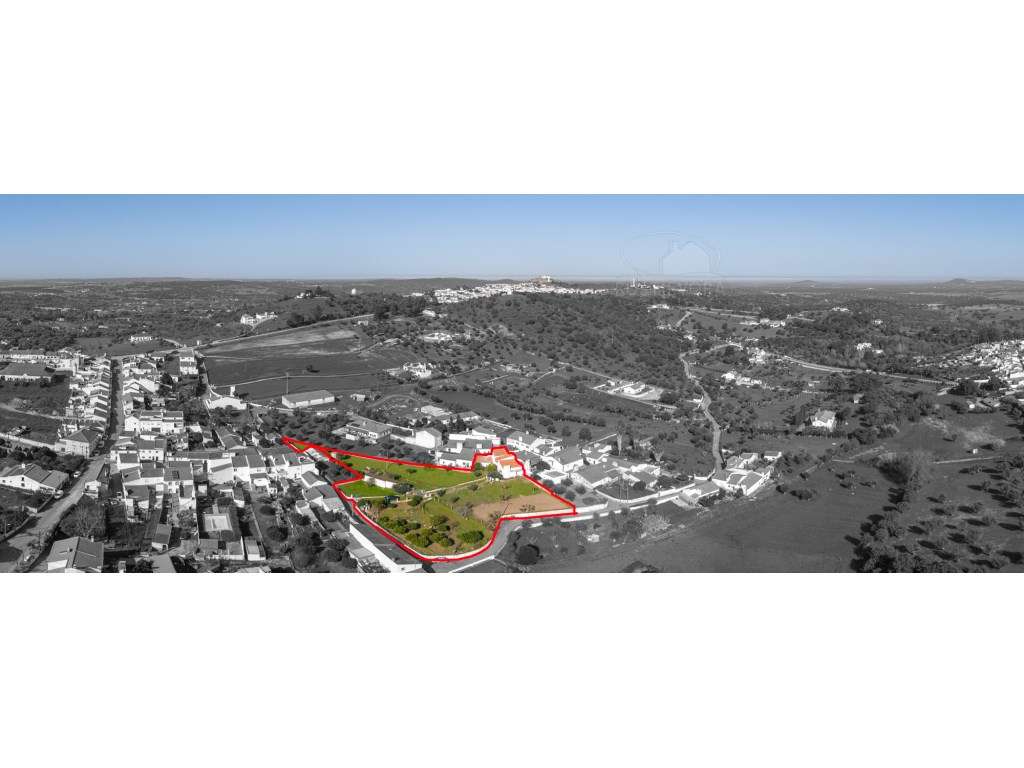 Moradia T4, com grande logradouro - Grande imagem: 3/60