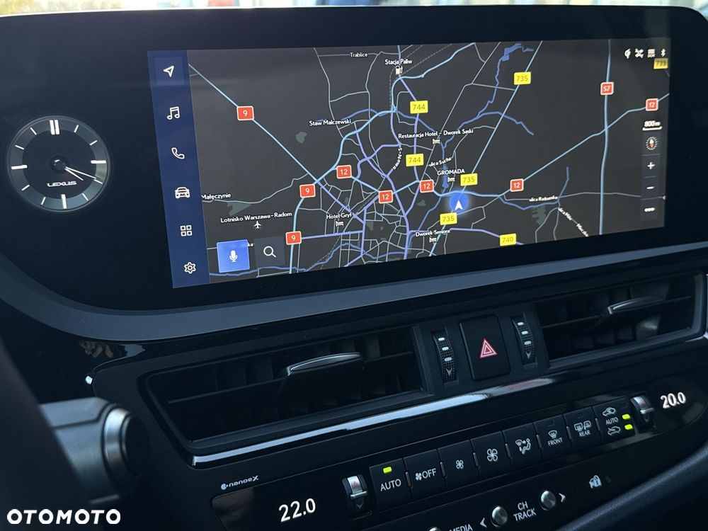 Lexus ES 300h Prestige - 22