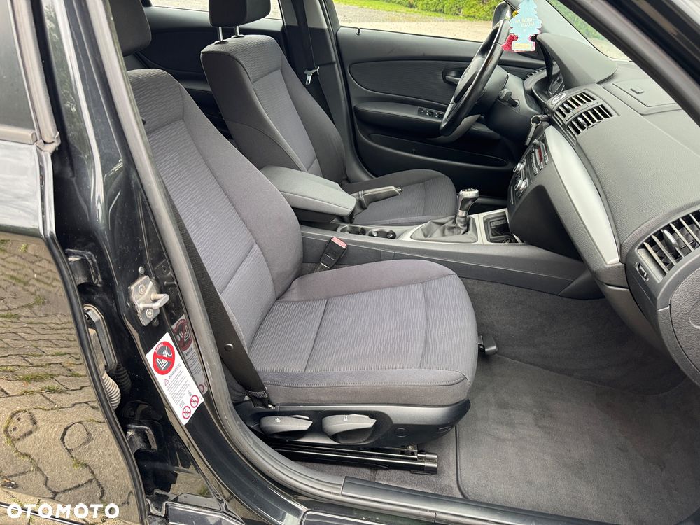 BMW Seria 1 116d DPF Edition Lifestyle - 28