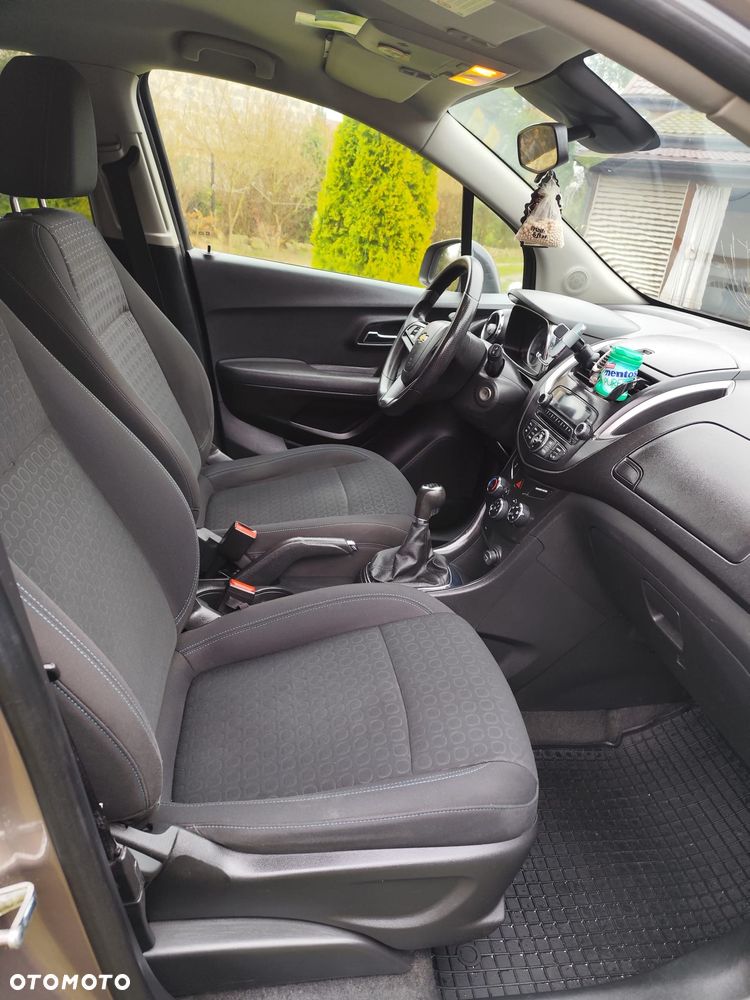 Chevrolet Trax 1.6 LS - 9