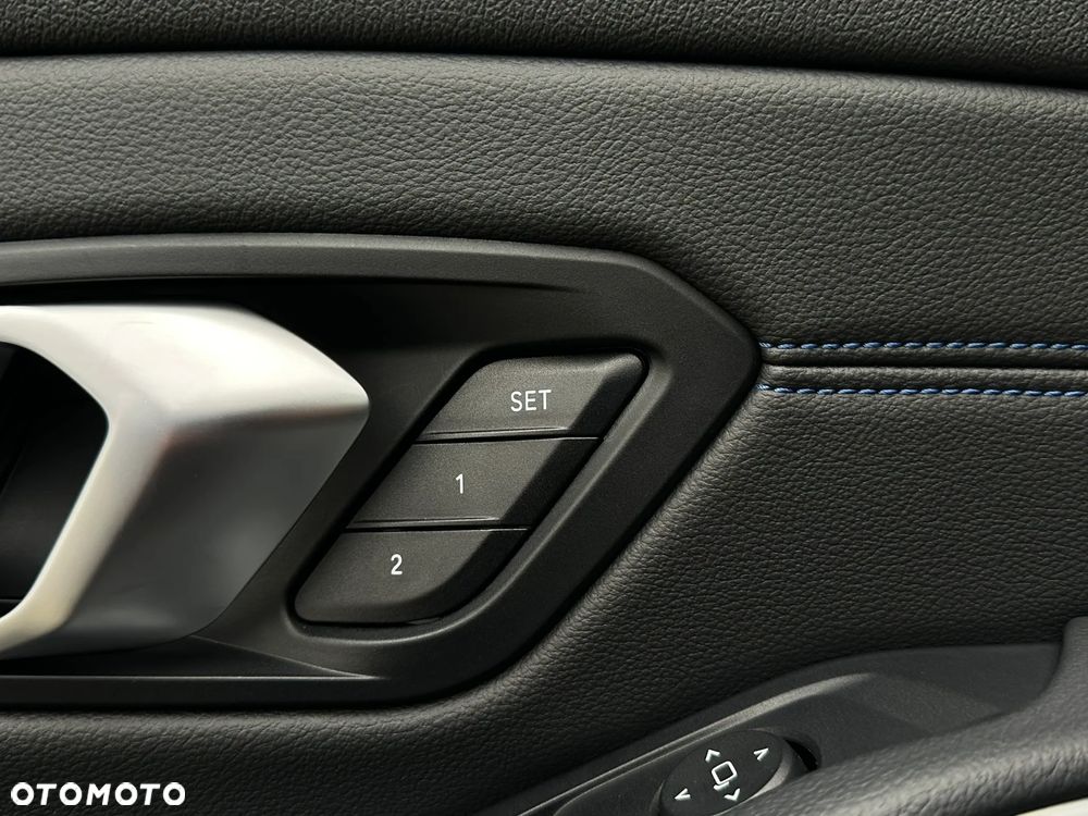 BMW Seria 3 320i xDrive M Sport - 20