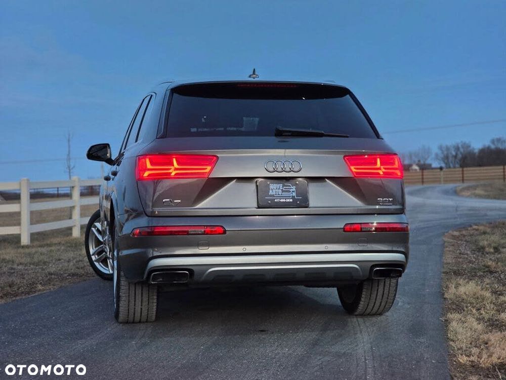 Audi Q7 - 9