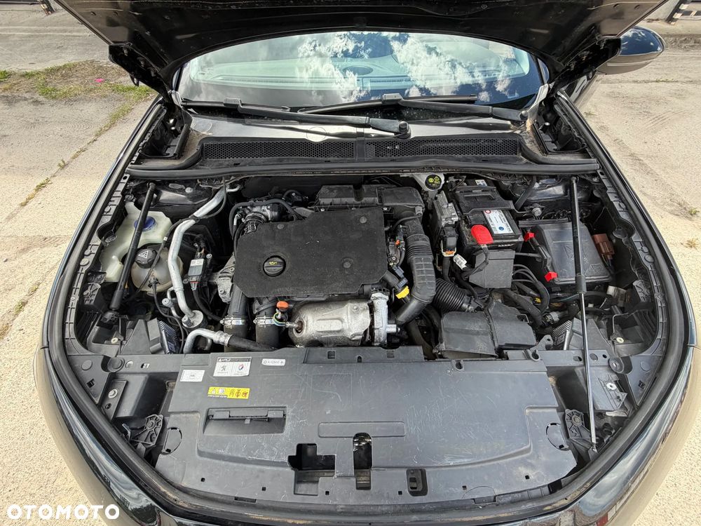 Peugeot 508 BlueHDi 130 EAT8 Allure - 31